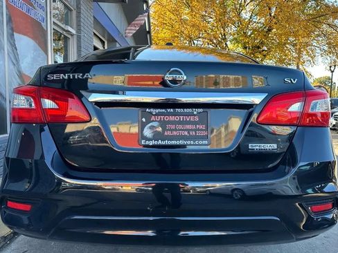 Used 2019 Nissan Sentra SV w/ Special Edition Package FWD image 4
