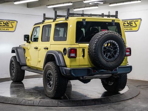 Used 2022 Jeep Wrangler Unlimited Sport AWD/4WD image 2