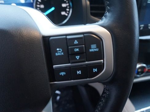 Used 2024 Ford Expedition Max XLT image 23