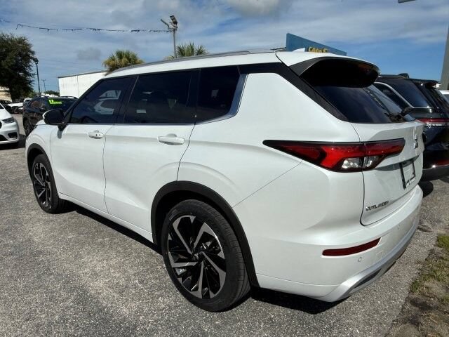 Used 2022 Mitsubishi Outlander SEL FWD image 6