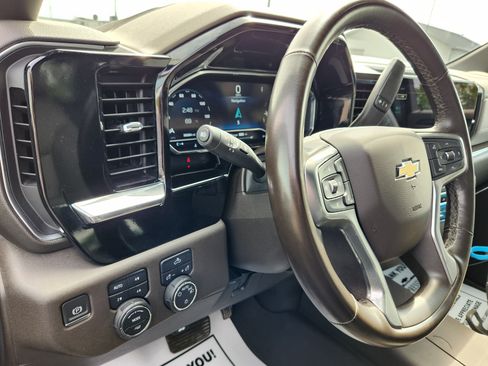 Used 2024 Chevrolet Silverado 1500 LT AWD/4WD image 24