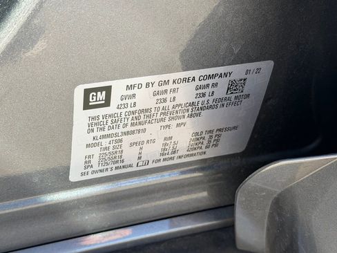 Used 2022 Buick Encore GX Select w/ Sport Touring Package image 38