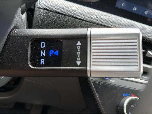 Used 2025 Hyundai Sonata SEL FWD image 24