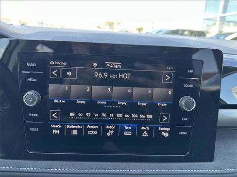 New 2026 Volkswagen Taos SE AWD/4WD image 14
