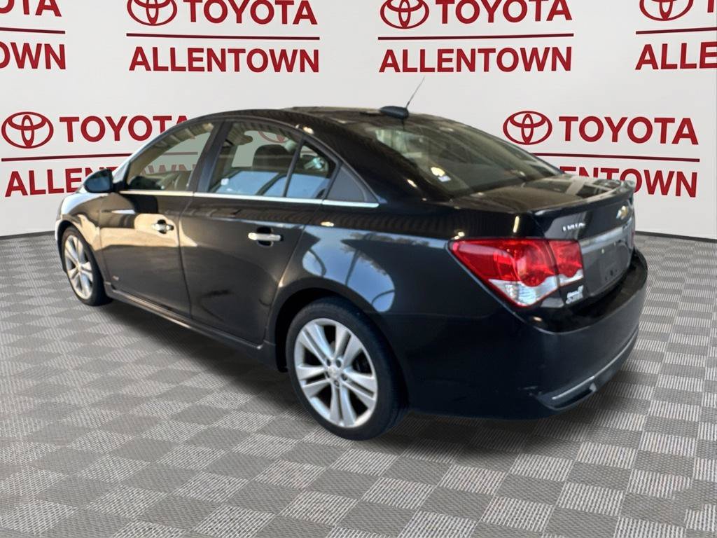 Used 2016 Chevrolet Cruze LTZ w/ Sun, Sound and Sport Package FWD image 8