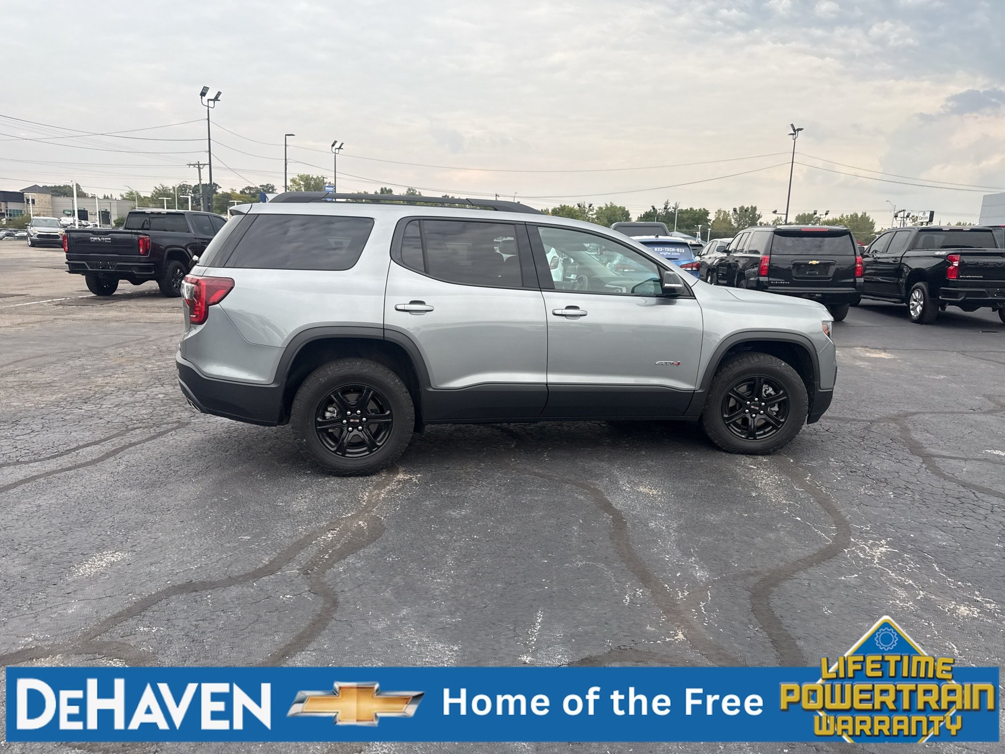 Used 2023 GMC Acadia AT4 w/ Technology Package AWD/4WD image 7