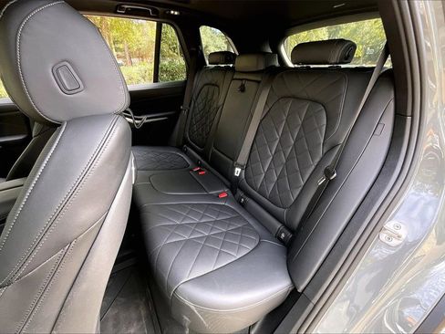 Used 2025 BMW X5 xDrive40i w/ M Sport Package image 19