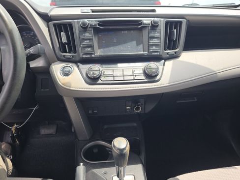 Used 2017 Toyota RAV4 XLE w/ Plus Extra Value Package FWD image 11