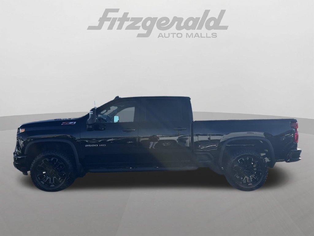 Used 2025 Chevrolet Silverado 2500 Custom w/ Custom Convenience Package AWD/4WD image 8