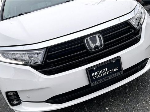 Used 2023 Honda Odyssey Elite image 39