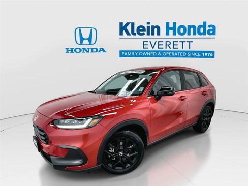 Certified 2025 Honda HR-V Sport image 1