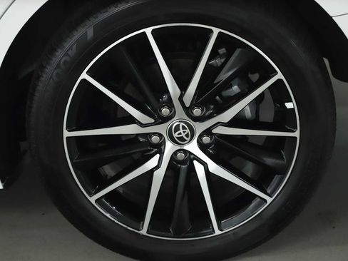 Used 2023 Toyota Camry SE AWD/4WD image 40