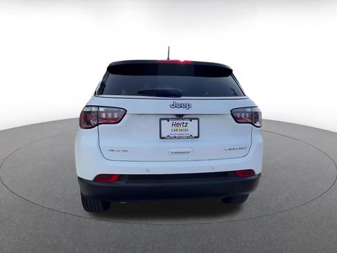 Used 2025 Jeep Compass Limited image 12