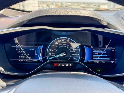 Used 2017 Ford C-MAX SE w/ Cargo Management Package FWD image 23