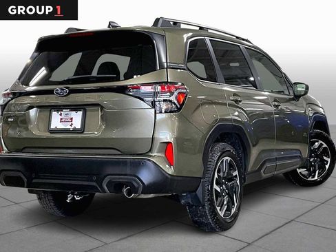 Used 2025 Subaru Forester Limited image 13
