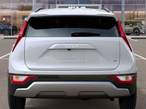 New 2026 Kia Niro SX image 13