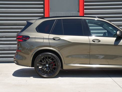 Used 2025 BMW X5 sDrive40i w/ M Sport Package RWD image 5