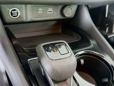 Used 2023 Nissan Rogue SV FWD image 24