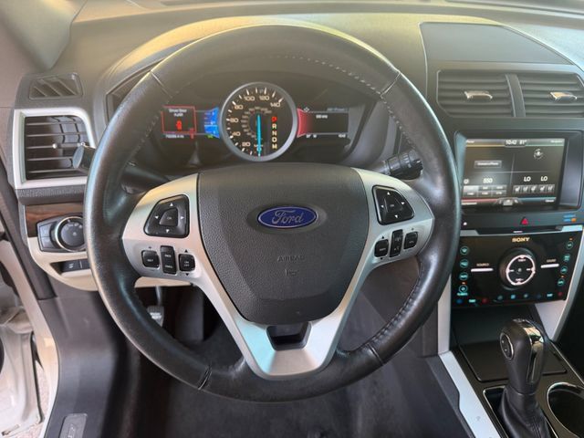 Used 2015 Ford Explorer Limited w/ Equipment Group 301A FWD image 32
