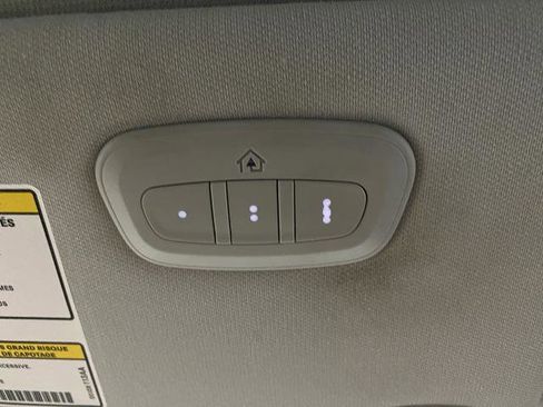 Used 2019 Jeep Cherokee Latitude Plus w/ Comfort/Convenience Group image 26