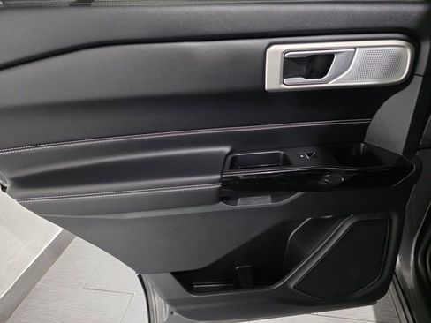 Used 2024 Ford Explorer ST w/ Equipment Group 401A image 11