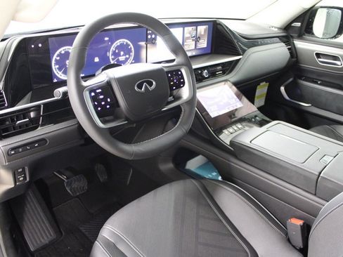 New 2025 INFINITI QX80 Luxe image 4