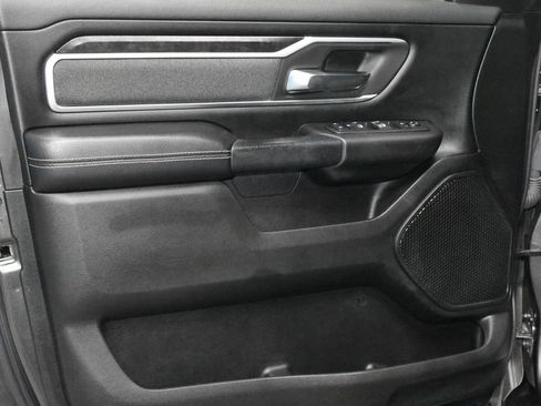 Used 2020 RAM 1500 Big Horn AWD/4WD image 4