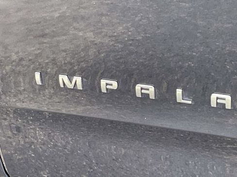 Used 2015 Chevrolet Impala LT FWD image 10