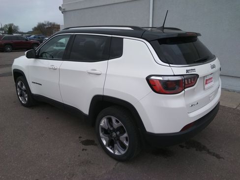 Used 2018 Jeep Compass Limited w/ Navigation Group AWD/4WD image 7