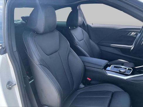 Used 2023 BMW 230i Coupe w/ Premium Package RWD image 7