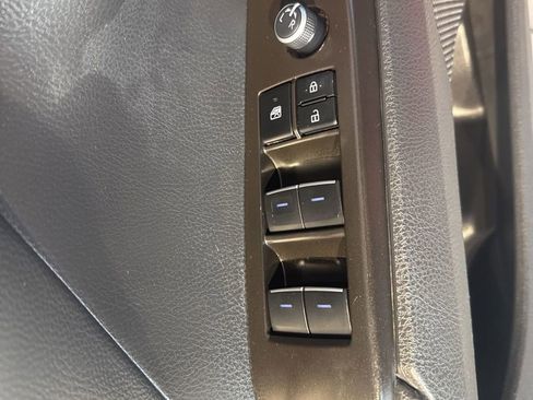 Used 2023 Toyota Camry XSE image 15