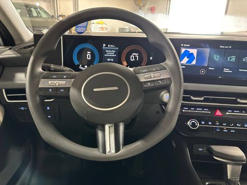Certified 2025 Hyundai Sonata SE FWD image 11