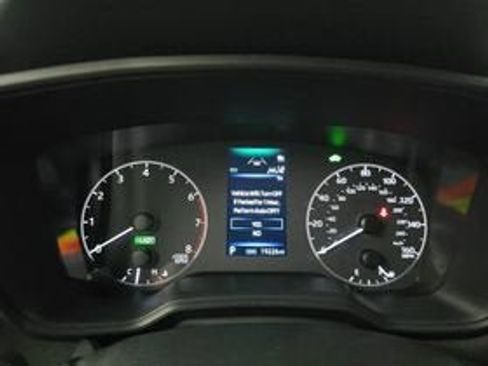 Used 2024 Toyota Corolla Cross AWD Hybrid image 9