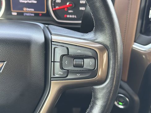 Used 2021 Chevrolet Silverado 2500 High Country w/ Z71 Off-Road Package image 9