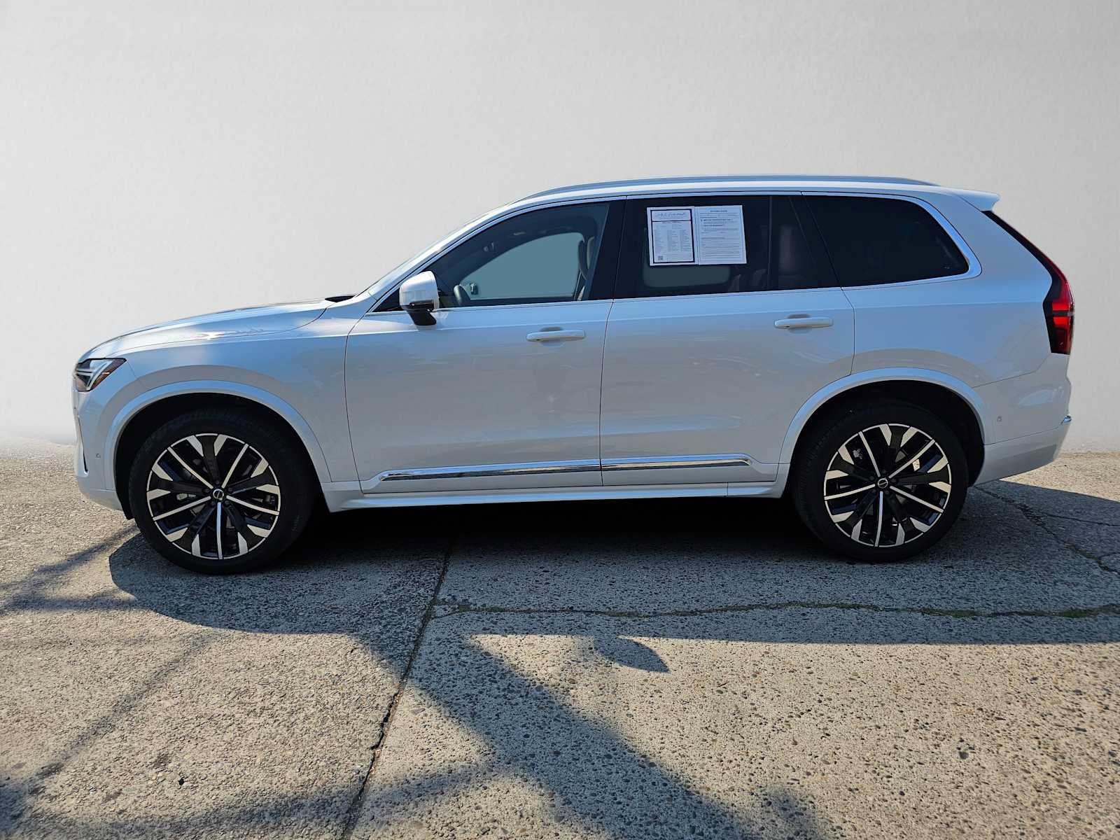 Used 2026 Volvo XC90 B6 Plus w/ Protection Package Premier AWD/4WD image 6