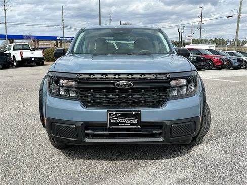 Certified 2024 Ford Maverick XLT w/ XLT Luxury Package image 5