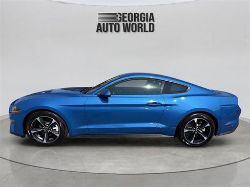 Used 2021 Ford Mustang Coupe RWD image 9