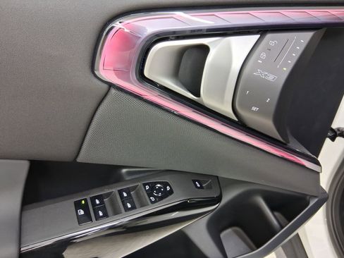 New 2026 BMW X3 xDrive30 w/ Convenience Package image 12