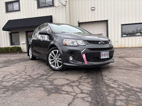 Used 2019 Chevrolet Sonic LT w/ LPO, Performance Package image 7
