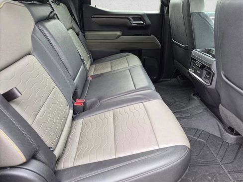 Used 2023 Chevrolet Silverado 1500 ZR2 w/ Technology Package AWD/4WD image 19