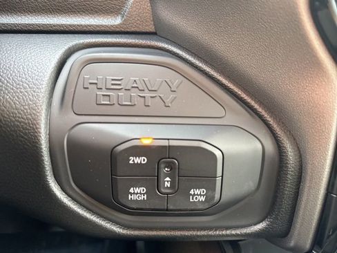 New 2026 RAM 2500 Laramie AWD/4WD image 17