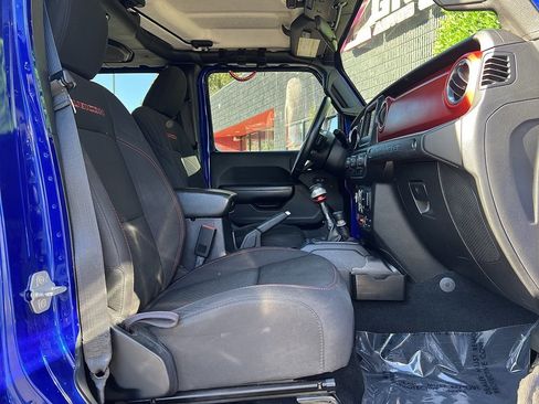 Used 2019 Jeep Wrangler Unlimited Rubicon image 29