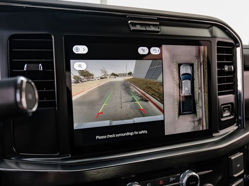 Used 2026 Ford F450 Lariat w/ FX4 Off-Road Package image 82