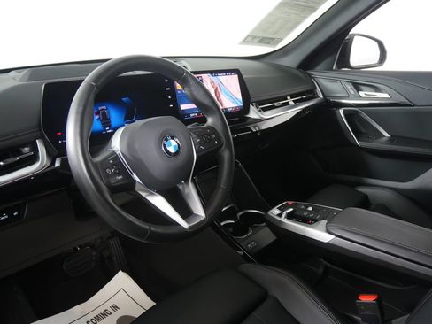 Certified 2025 BMW X1 xDrive28i AWD/4WD image 12