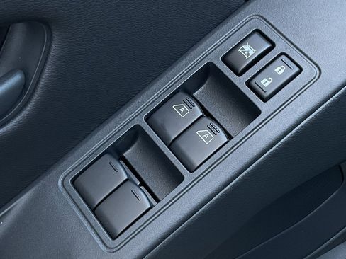 New 2026 Nissan Frontier S image 12