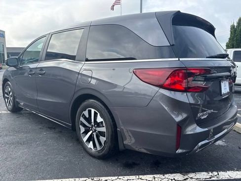 Certified 2025 Honda Odyssey EX-L image 8