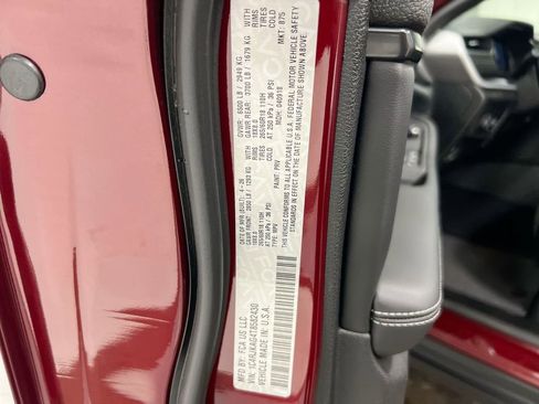 New 2026 Jeep Grand Cherokee L Laredo AWD/4WD image 29