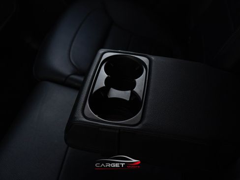 Used 2018 Mercedes-Benz GLE 43 AMG 4MATIC w/ Parking Assist Package image 22