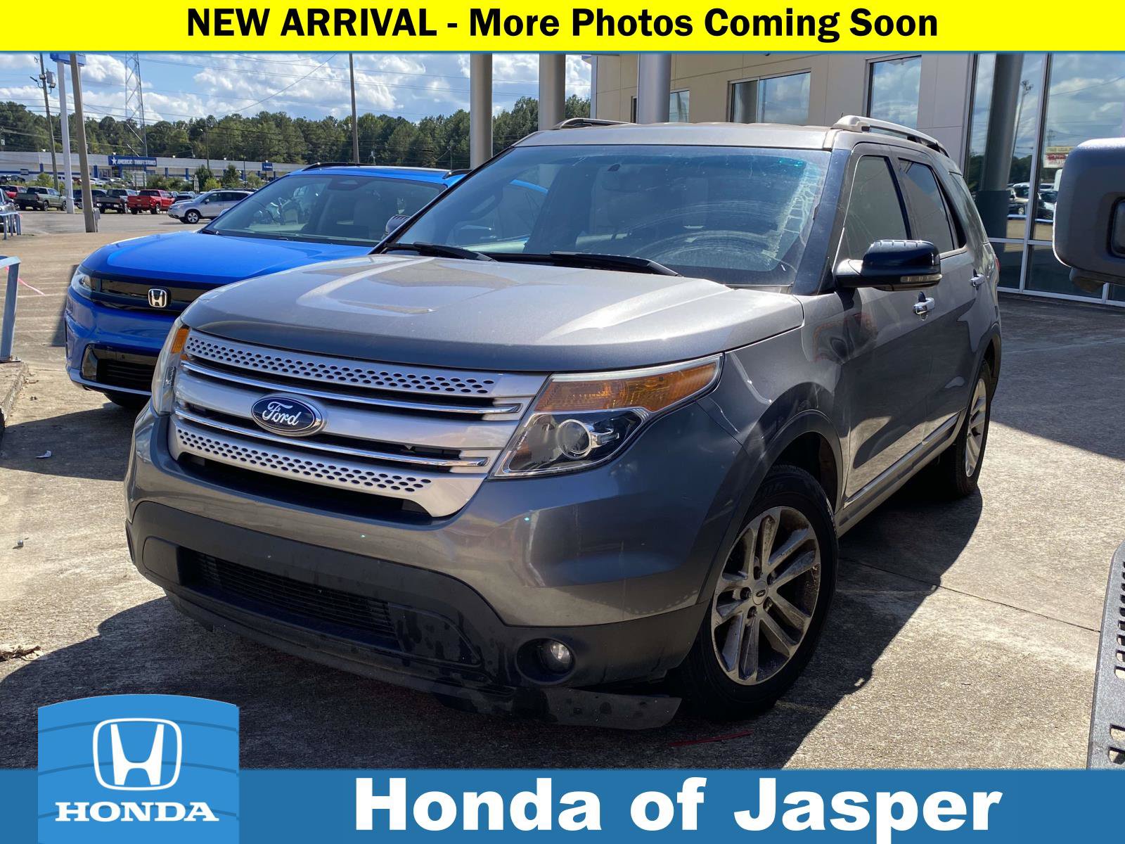 Used 2012 Ford Explorer XLT FWD image 1