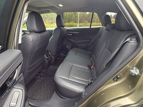 Used 2023 Subaru Outback Touring image 22